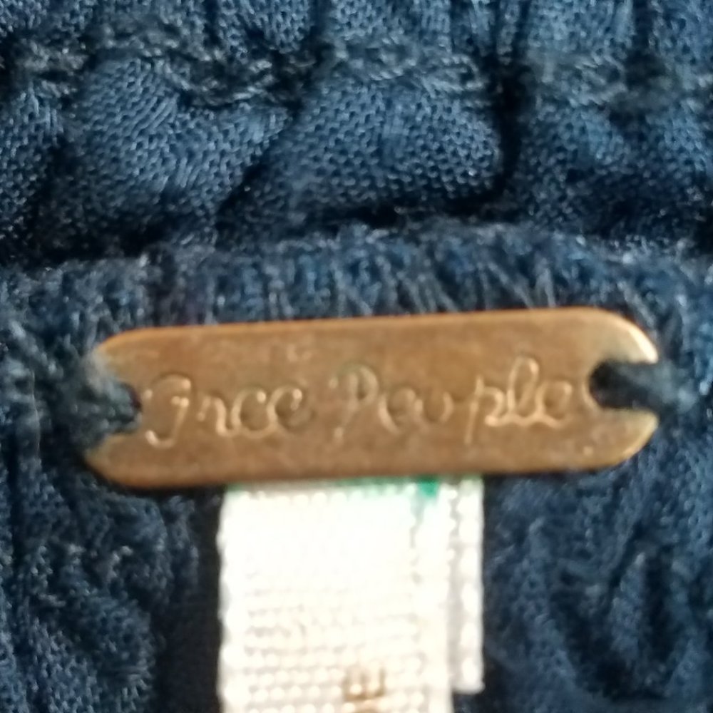 Free People Bundle - Picture 5 of 12
